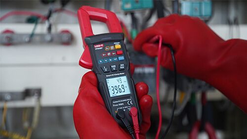 UNI-T ψηφιακή αμπεροτσιμπίδα UT202BT, 600A AC, NCV, Bluetooth, True RMS - Image 2